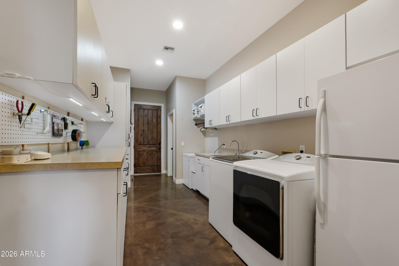 19312 E Via De Palmas