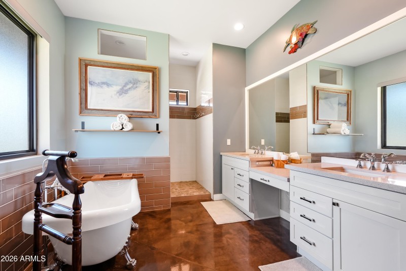 19312 E Via De Palmas