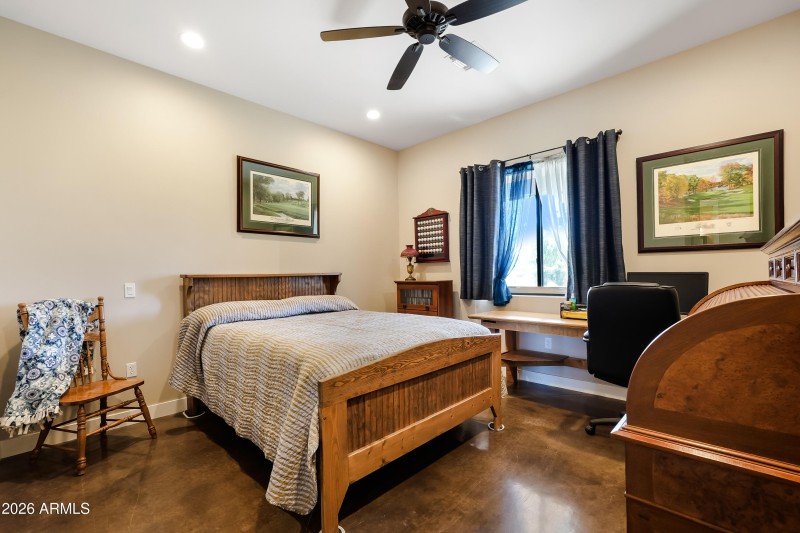 19312 E Via De Palmas