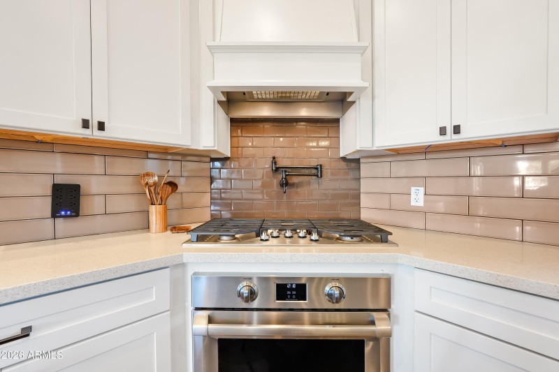 19312 E Via De Palmas