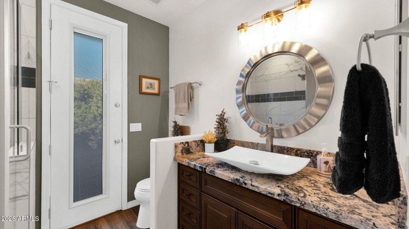 18-web-or-mls-P1431660