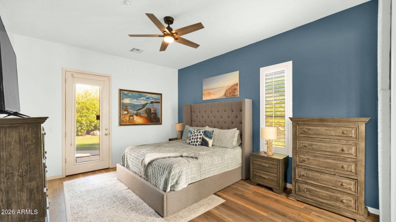 27-web-or-mls-P1431561