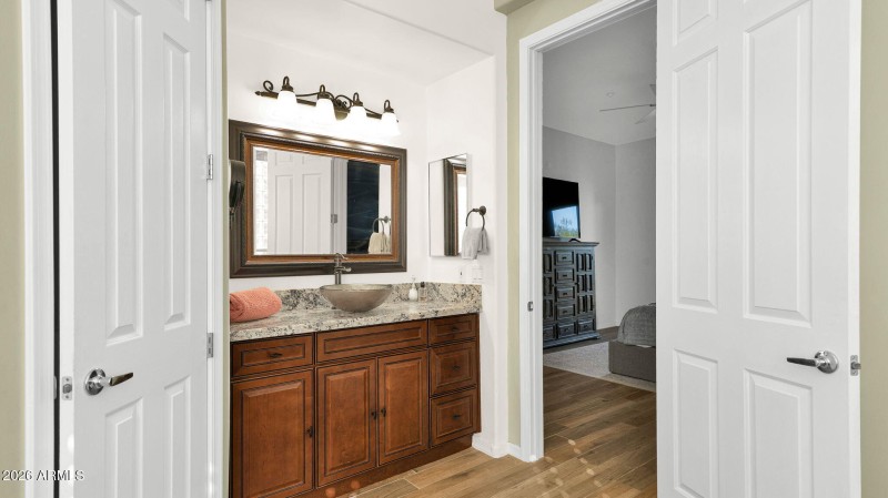 28-web-or-mls-P1431583