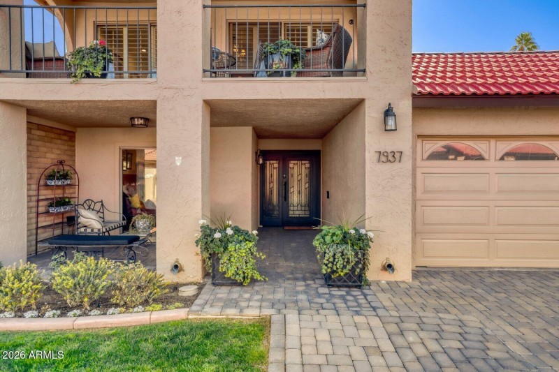 Charming Front Patio