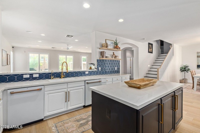 20220917150725582519000000-o