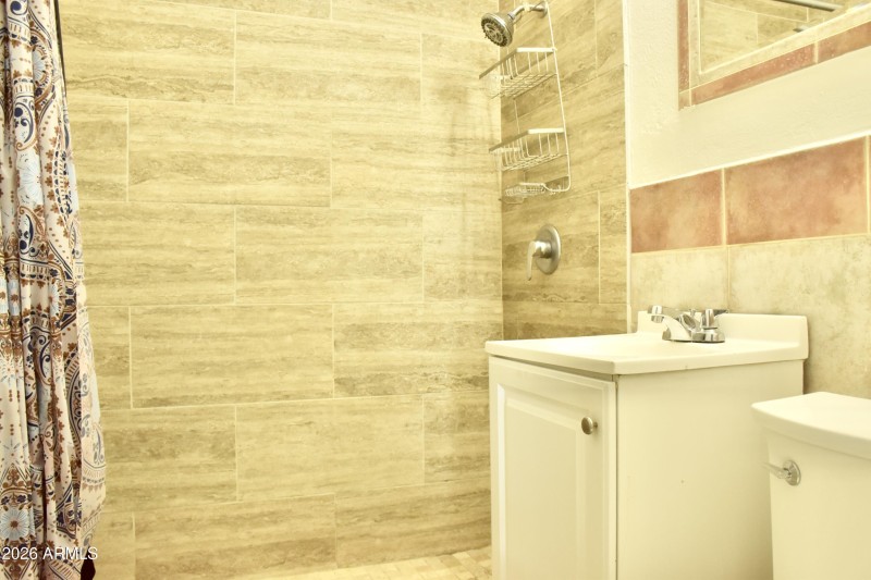 sting 2312 E HARVARD ST 8