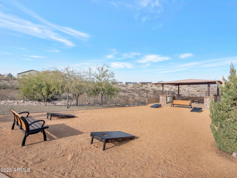 11-web-or-mls-Qp-1014400