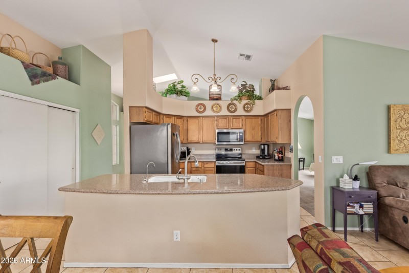 Large Kitchen with Island
