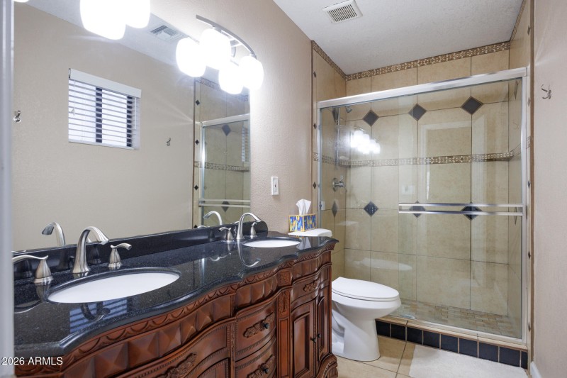 1262 E Crown - Primary Bath