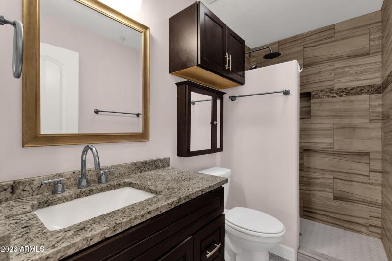 35-web-or-mls-15019-n-mayflower-dr