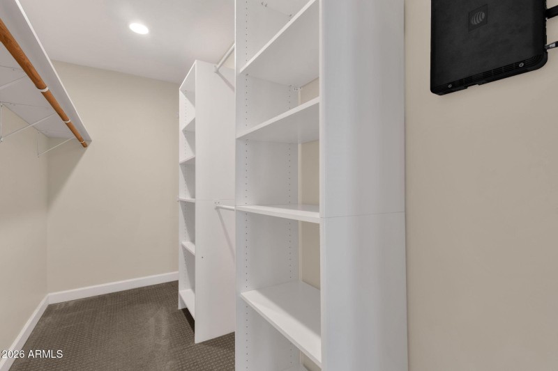 20-web-or-mls-15019-n-mayflower-dr