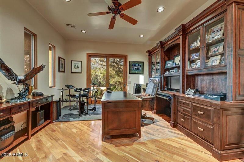 30-Guest Suite 4/Study