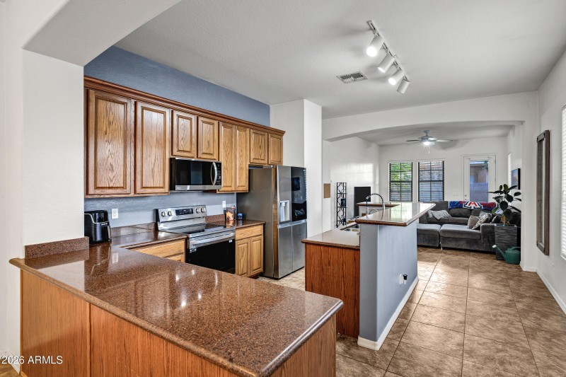 1473 W Flamingo Dr-8