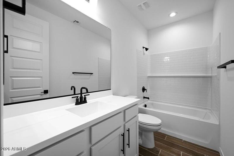 hj-az-phoenix-lucero-sandstone-lot-61-ba