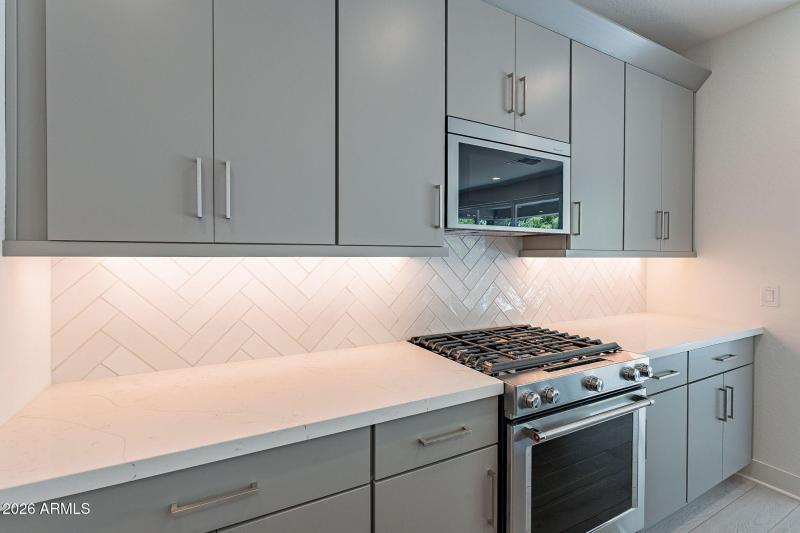 181-web-or-mls-Carlisle-14