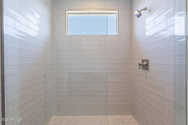 190-web-or-mls-Carlisle-23