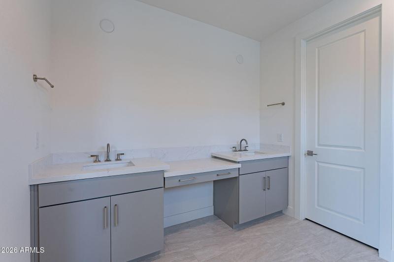 191-web-or-mls-Carlisle-24