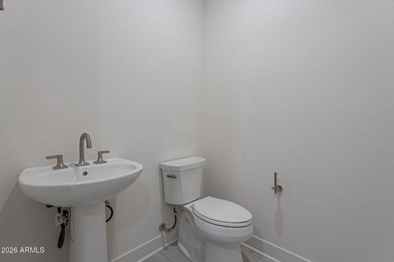 194-web-or-mls-Carlisle-27