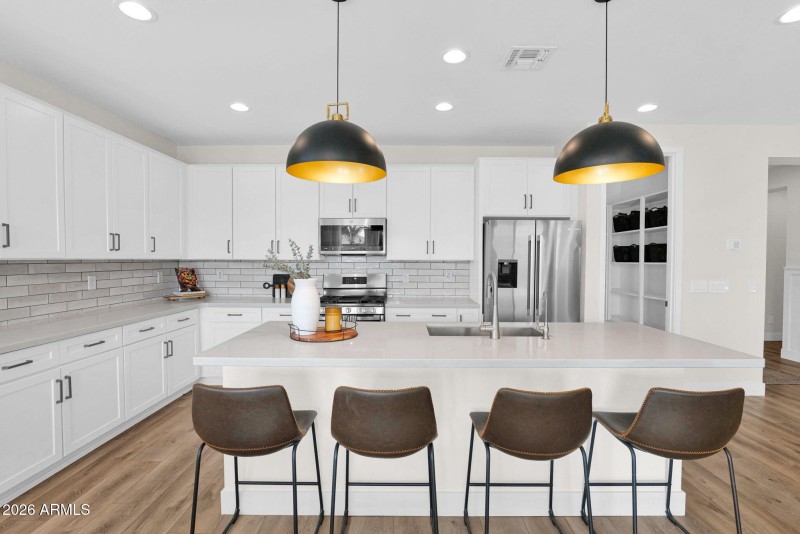 24-web-or-mls-P1459607