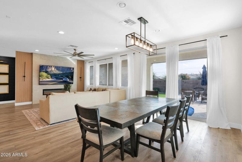 28-web-or-mls-P1459613