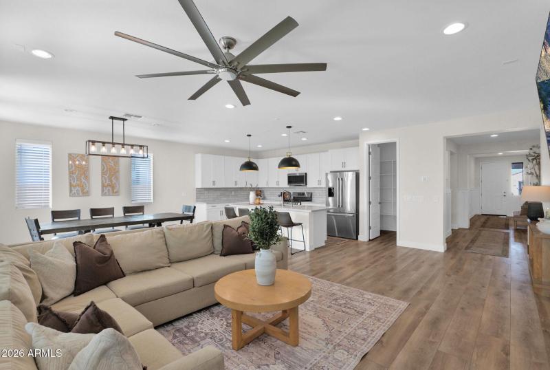 35-web-or-mls-P1459625