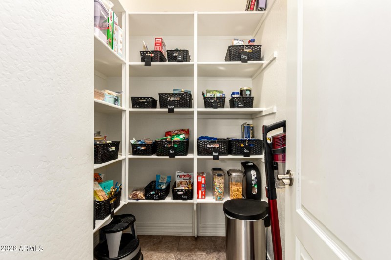 Costco worthy pantry!