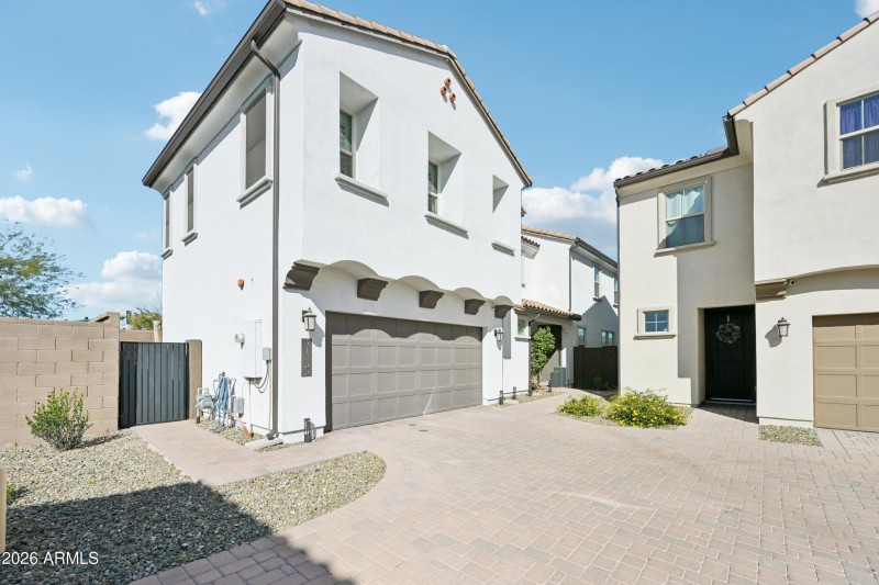 3-print-N 24th Dr-S3001-003