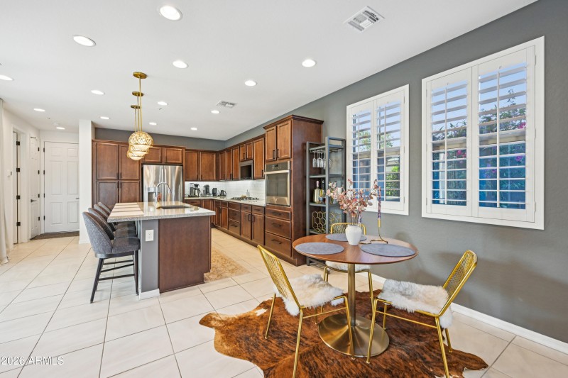 10-print-N 24th Dr-S3001-010