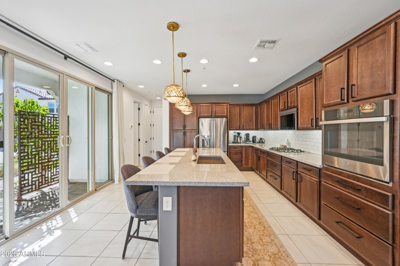 13-print-N 24th Dr-S3001-013