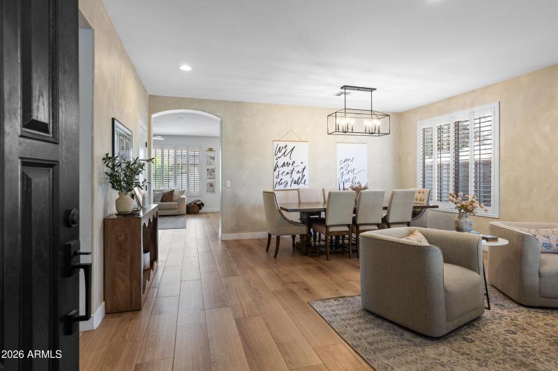 2435 E Narrowleaf Dr-8