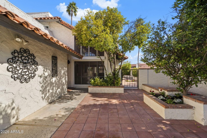 Front Courtyard and Entry