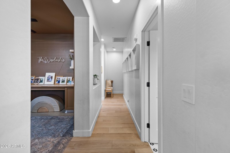 2435 E Narrowleaf Dr-28