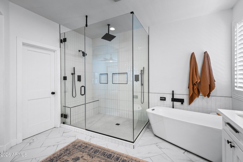 2435 E Narrowleaf Dr-38