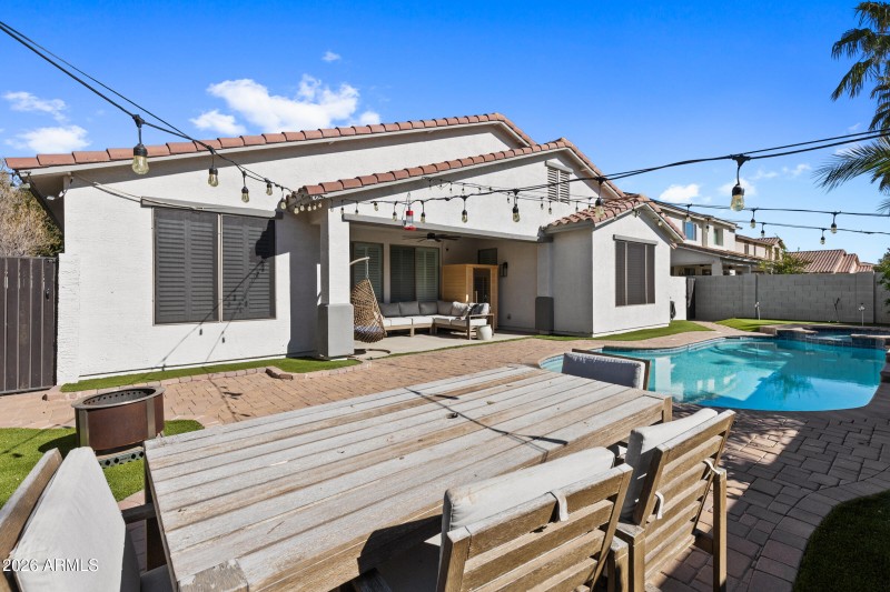 2435 E Narrowleaf Dr-43