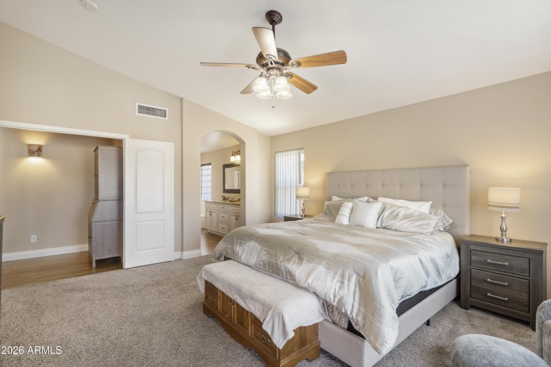 SPACIOUS PRIMARY BEDROOM AND ENSUITE