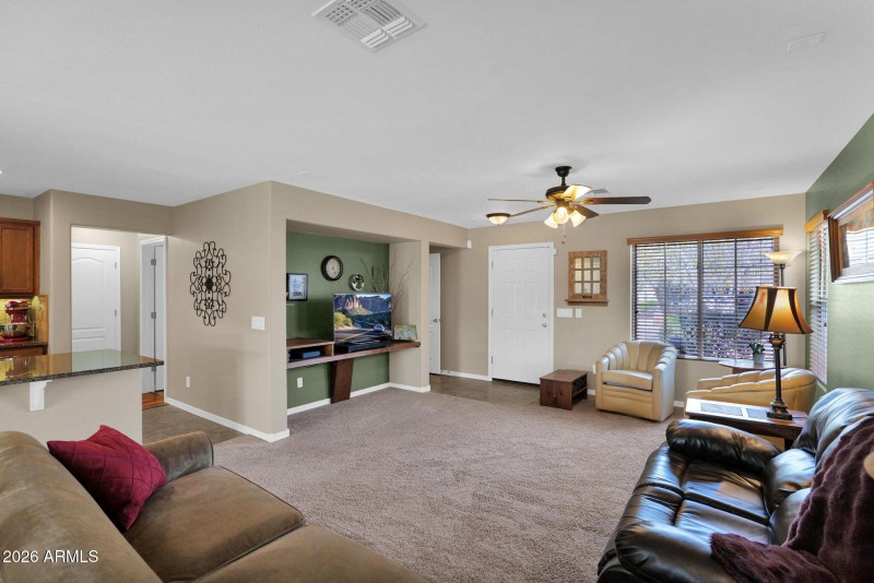 915 Desert Seasons - 06Greatroom