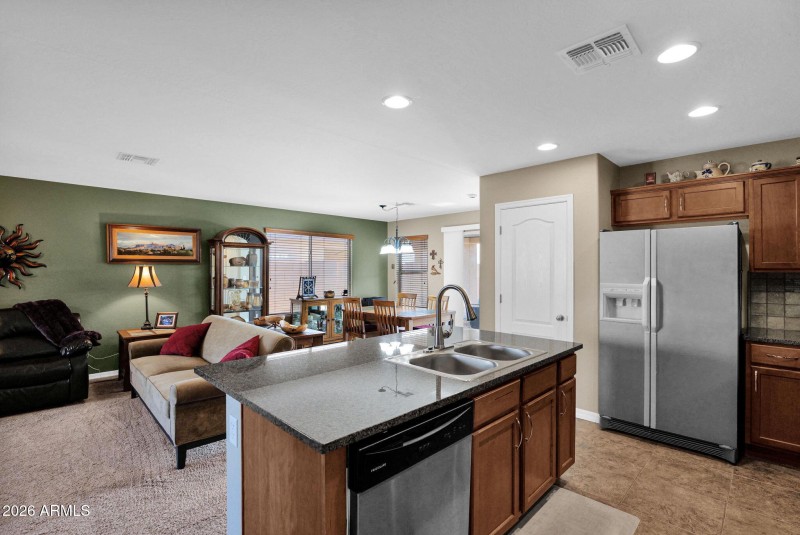 915 Desert Seasons - 13Kitchen