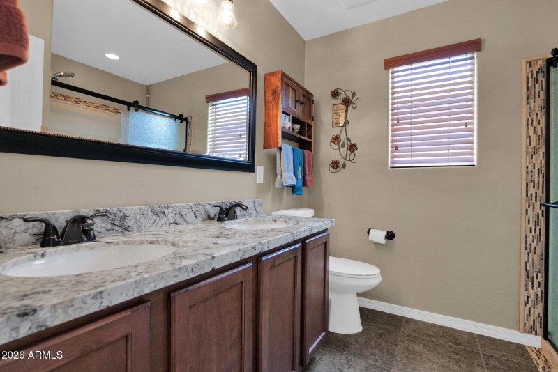 915 Desert Seasons - 19Primary Bathroom