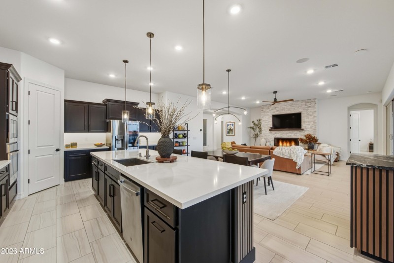 026_DSC_7213_with_fire