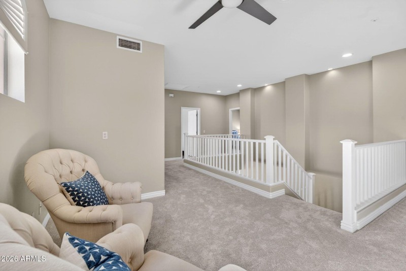 029_41-web-or-mls-50-_e_butherus_dr_375