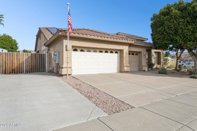 6020 E Hartford Ave.