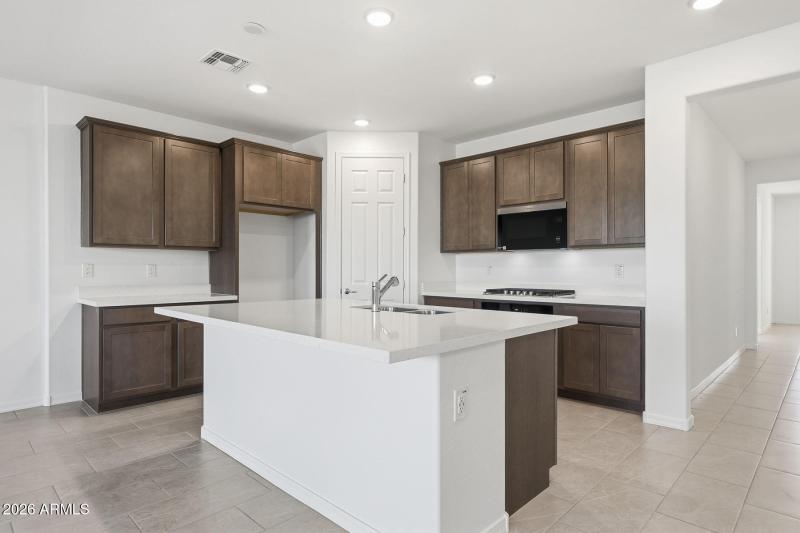 PHX_TierraVistoso_lot 1021_Azure_28877_K