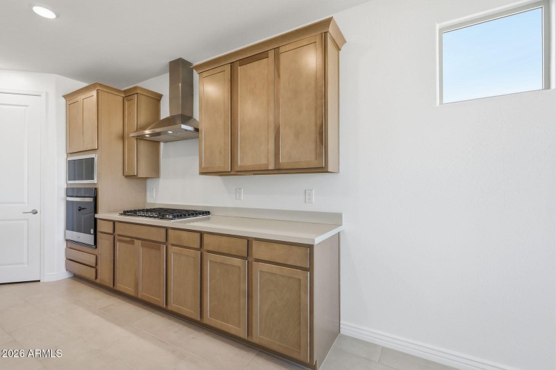 PHX_Miravida_Lot 1175_Dove_14798_Kitchen