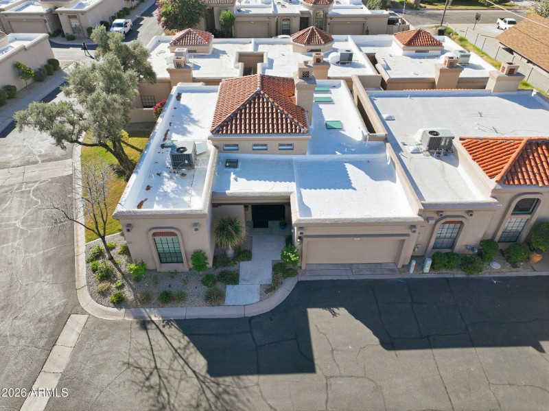 Common wall to garage only