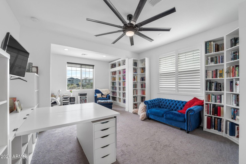 036__32083 N 126th Ave