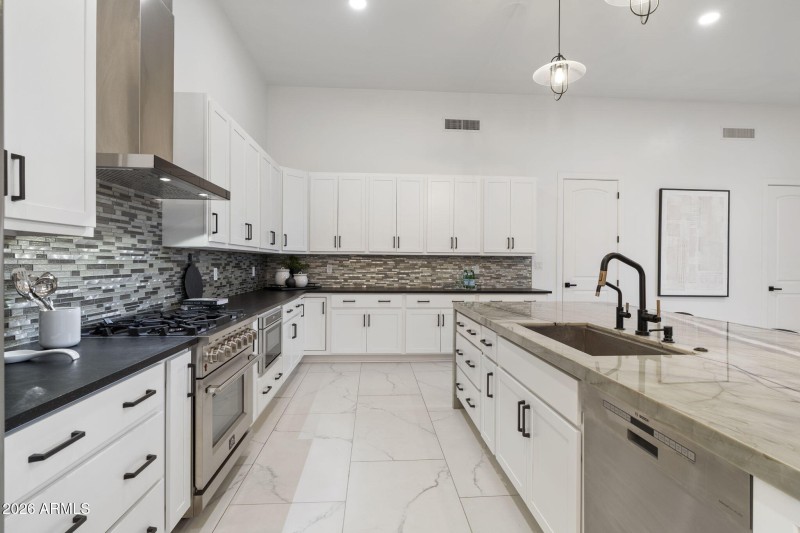 Luxury Kitchen & Bar Seating