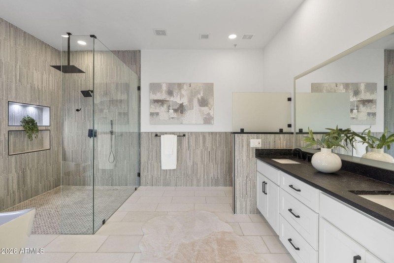 Spa-Inspired Primary Bathroom