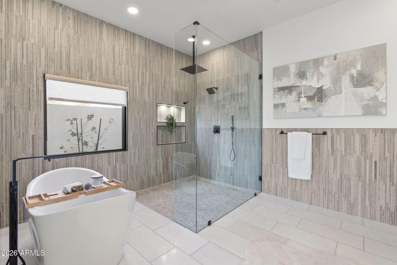 Luxury Walk-In Shower Design