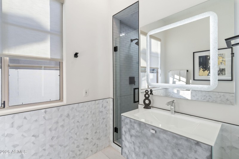 Updated Guest Bathroom