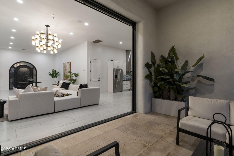 Seamless Indoor-Outdoor Living